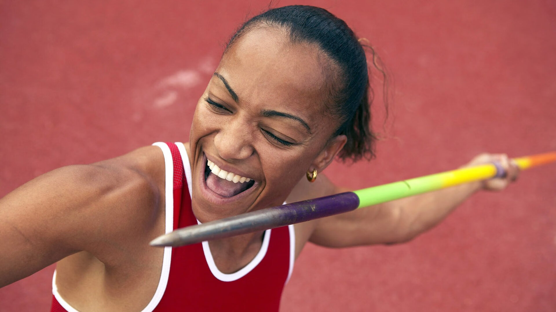 当非洲鼓点击碎桑巴神话，F1巴林揭幕战与尼日利亚足球革命的共振