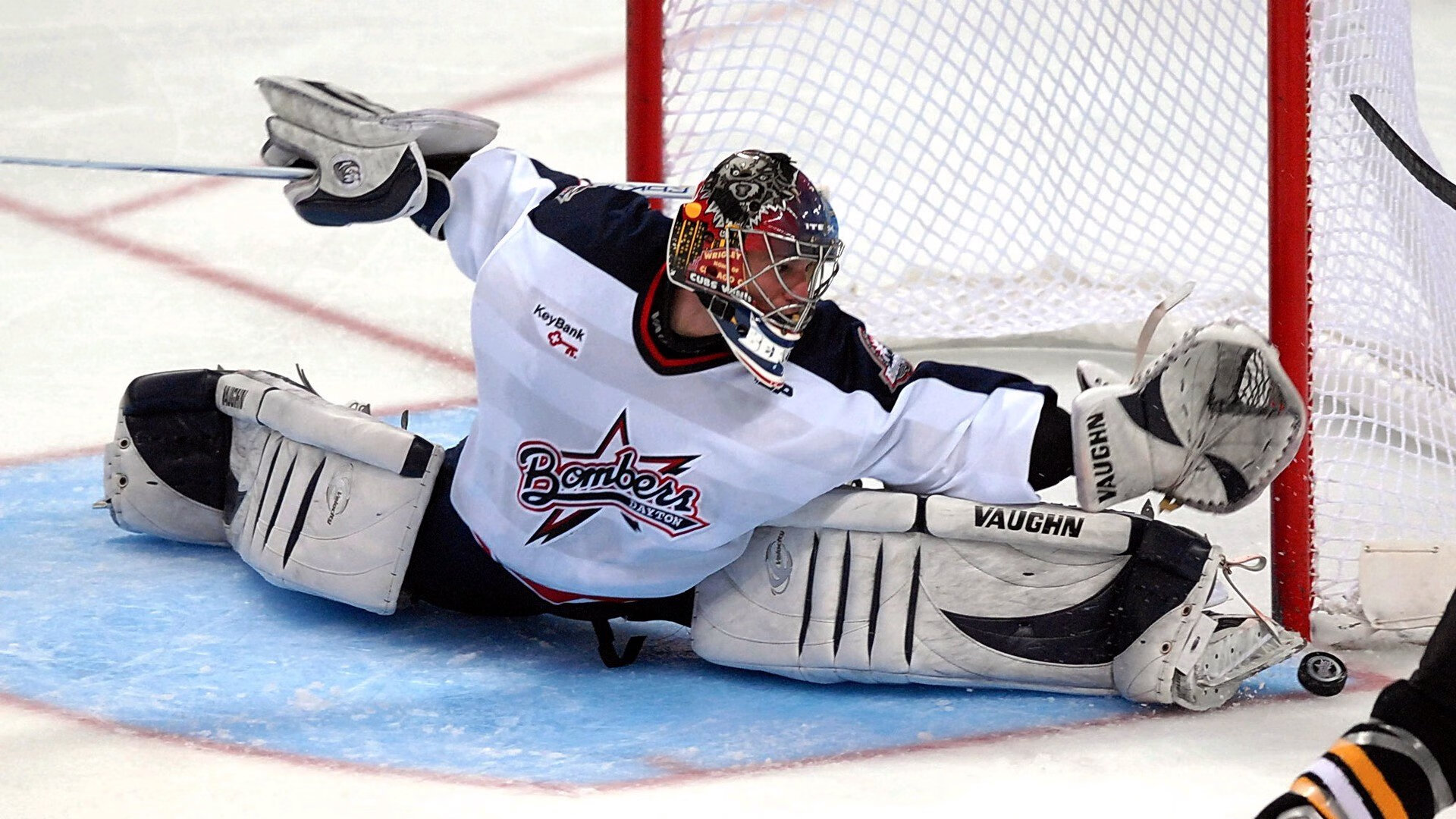 欧冠淘汰赛之夜，萨拉赫的火，照亮安菲尔德的天空