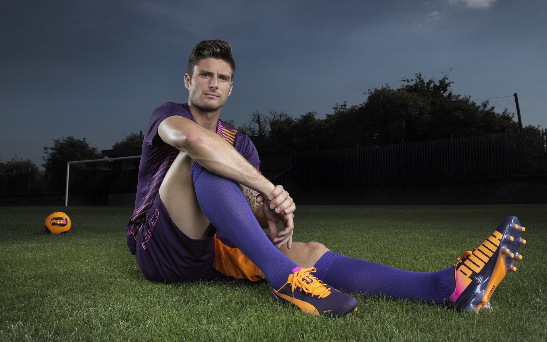 阿尔及利亚火力压制毕尔巴鄂，基耶萨成为关键先生，足球场上的非对称战争