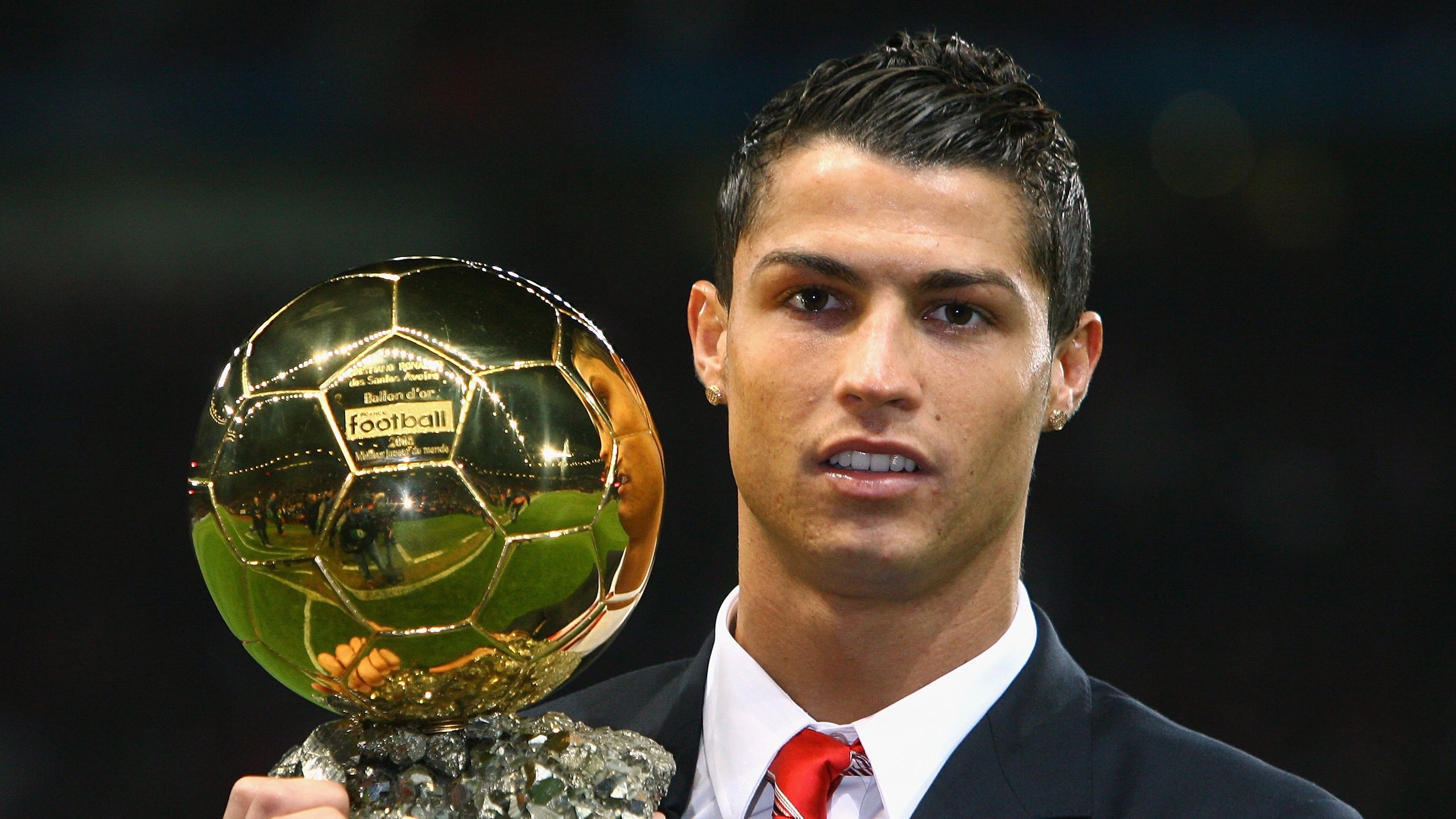 意甲焦点战之夜,奥斯梅恩全程高能输出,诠释现代中锋的暴力美学